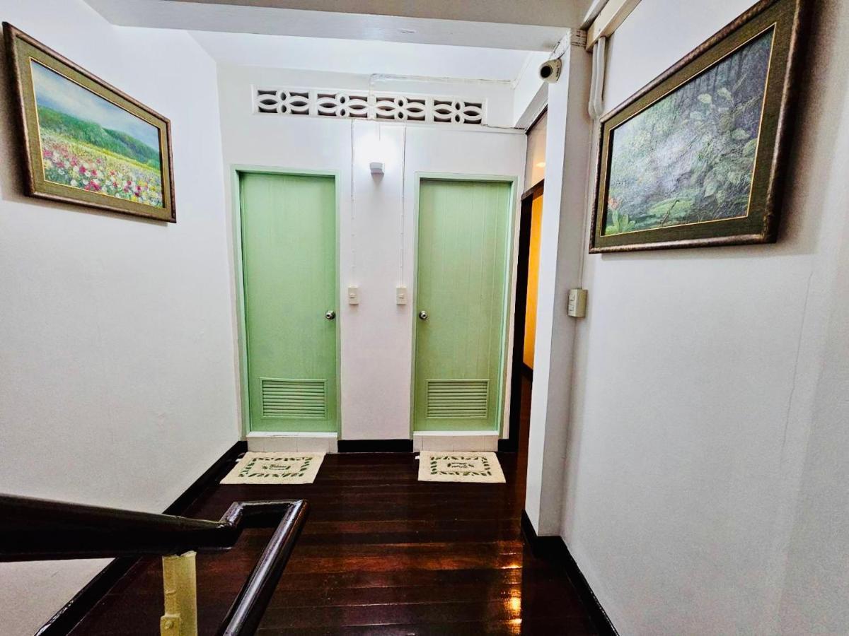 Ree House@Soi Cowboy-Asoke Bts-Mrt Hotel กรุงเทพมหานคร ภายนอก รูปภาพ